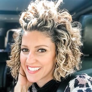 Meet your Posher, Brooke